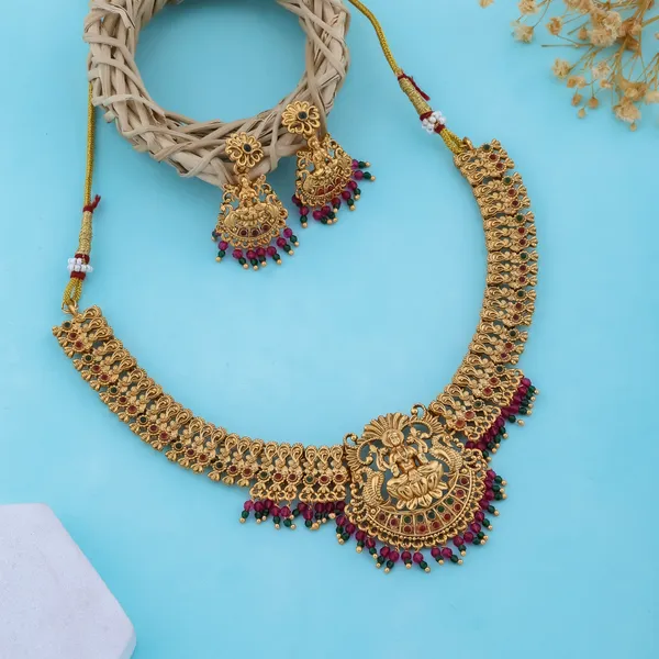 Grisha_Jewellery_Trendy_Design_Brass_Gold_Plated_Matte_Hydro_Beads_Necklace_Jewellery_Set_For_Women_And_Girls