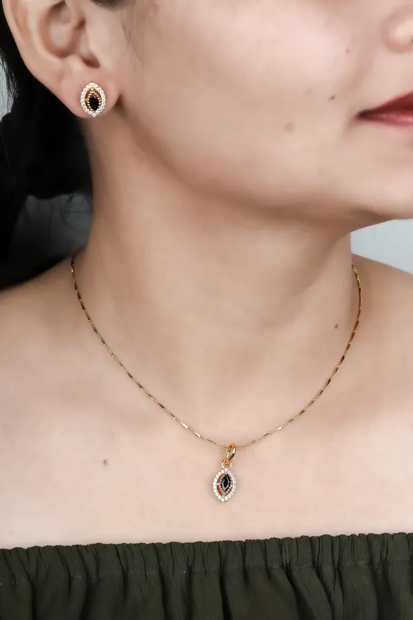 Latest_Design_AD_Diamond_Copper_Micro_Gold_Plated_Black_Pendant_Set_For_Women_And_Girls