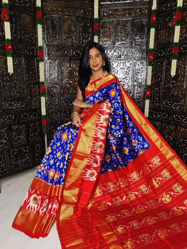 Pochampally_Ikkat_Sareee_And_Dolla_Silk_Sarees