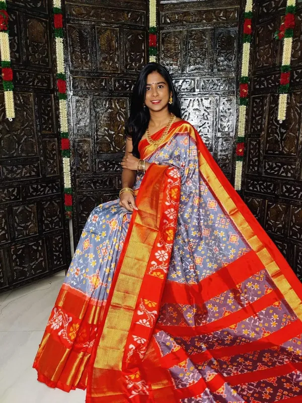 Multicolor_Ikkat_Saree_And_Dolla_Silk_Sarees