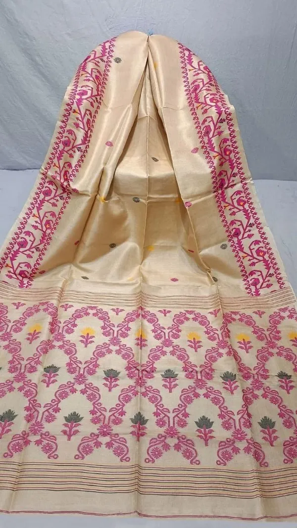 Grey_And_Light_Pink_Kanchipuram_Silk_Sarees_Designed_Beautiful_Soft_Thread_Flower_Meena_Butta