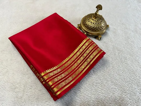 Maroon_Pure_Viscose_Silk,_It_Is_Very_Soft_And_Comfortable_To_Wear_Any_Weather