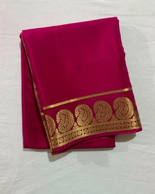 Maroon_Pure_Viscose_Silk,_It_Is_Very_Soft_And_Comfortable_To_Wear_Any_Weather