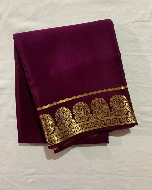 Wine_Pure_Viscose_Silk_Saree,_It_Is_Very_Soft_And_Comfortable_To_Wear_Any_Weather