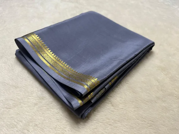 Ocean_Blue_Pure_Viscose_Silk,_It_Is_Very_Soft_And_Comfortable_To_Wear_Any_Weather