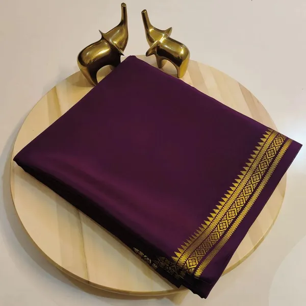 Purple_Pure_Viscose_Silk,_It_Is_Very_Soft_And_Comfortable_To_Wear_Any_Weather