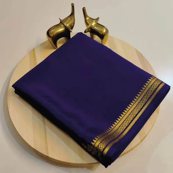 Purple_Pure_Viscose_Silk,_It_Is_Very_Soft_And_Comfortable_To_Wear_Any_Weather