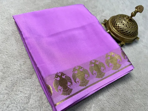 Light_Purple_Pure_Viscose_Silk,_It_Is_Very_Soft_And_Comfortable_To_Wear_Any_Weather