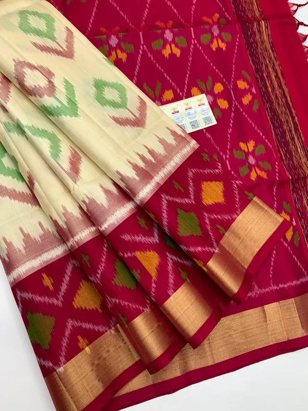 Grey_And_Maroon_Designer_Printed_And_Dolla_Silk_Fabric_Sarees