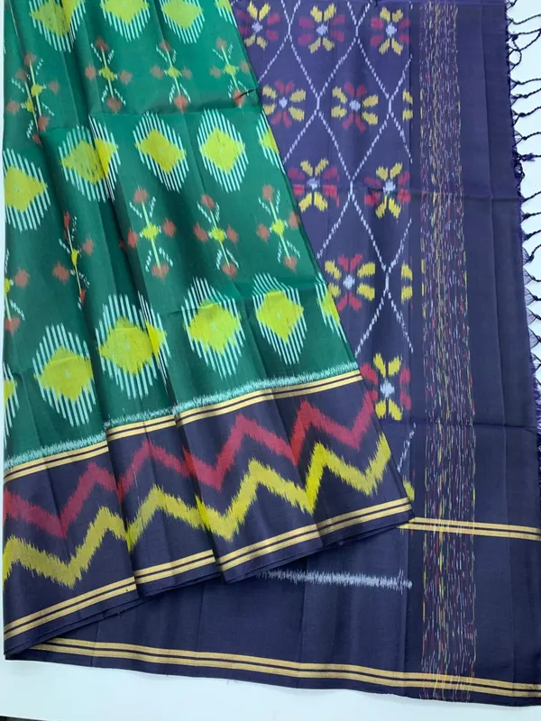 Blue_And_Green_Designer_Printed_And_Dolla_Silk_Fabric_Sarees