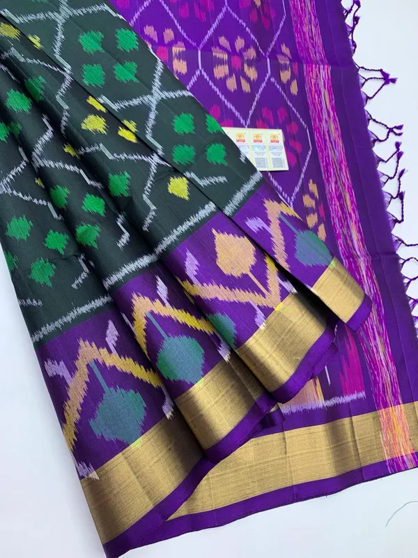 Multicolor_Designer_Printed_And_Dolla_Silk_Fabric_Sarees
