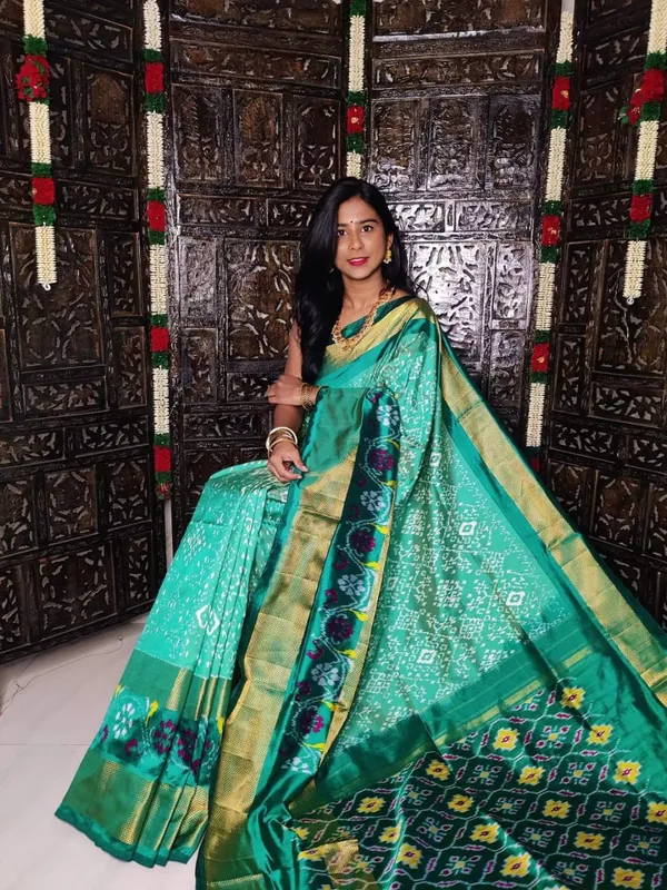 Green_Designer_Printed_And_Dolla_Silk_Fabric_Sarees