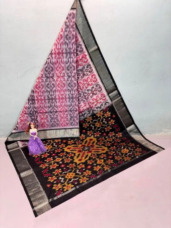 Multicolour_Designer_Printed_And_Dolla_Silk_Fabric_Sarees