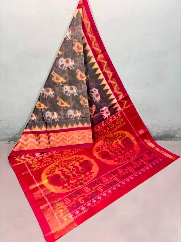 Red_And_Grey_Twill_Ikkat_Designer_And_Dolla_Silk_Sarees