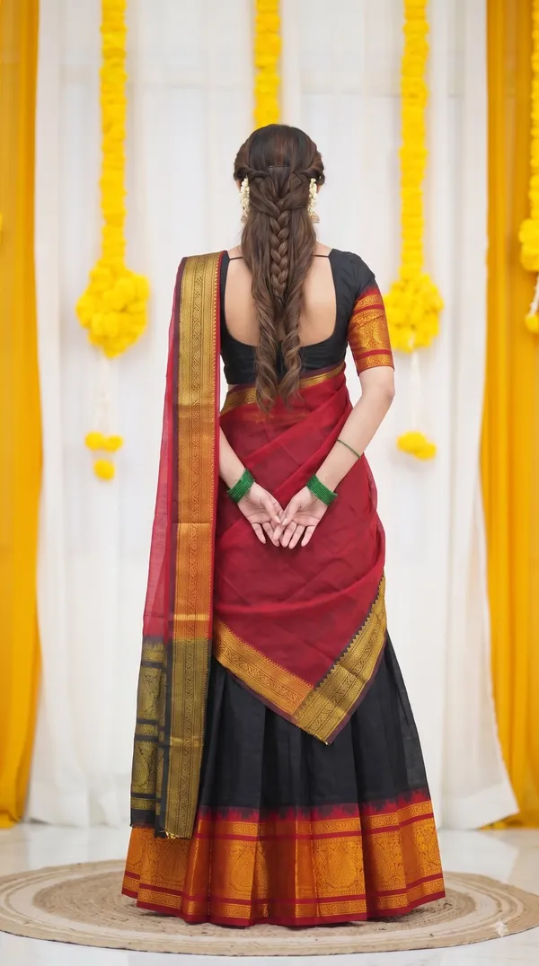 Traditional_Onyx_Black_Half_Saree_with_Red_Dhavani