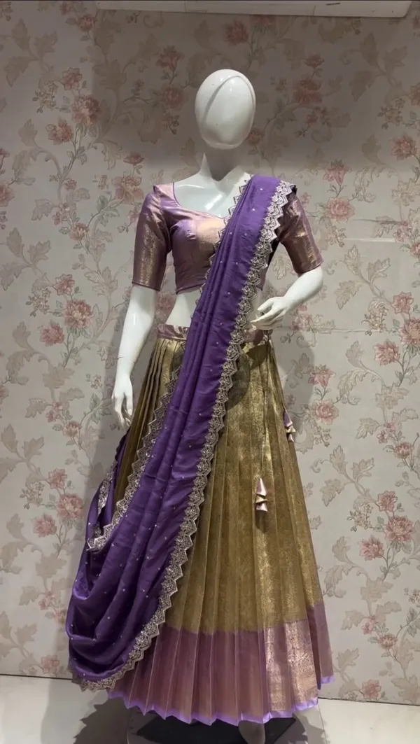 Kanjivaram_Silk_Zari_Half_Saree_stitched-Lehenga_With_Blouse_Along_With_Banarsi_Silk