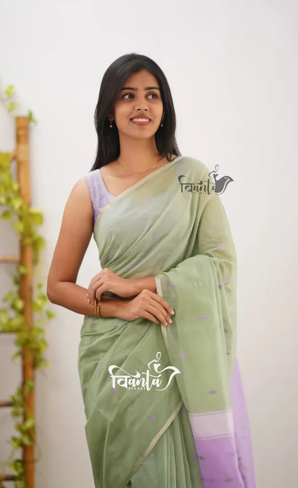 Pastel_Green_and_Light_Lavender_Pure_Maheshwari_Silk_Cotton_Saree
