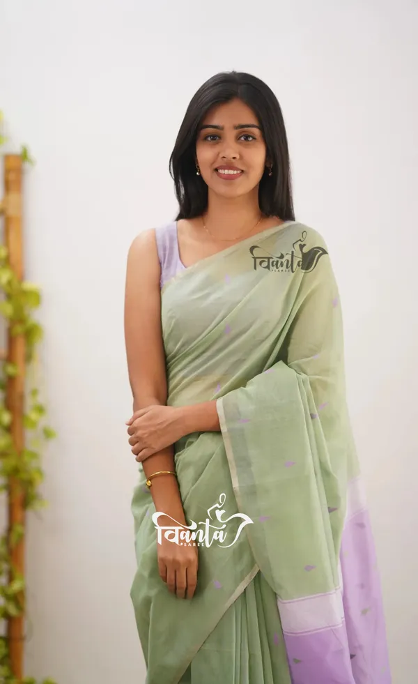 Pastel_Green_and_Light_Lavender_Pure_Maheshwari_Silk_Cotton_Saree