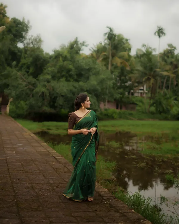 Maheswari_Silk_Cotton_Saree_-_Green
