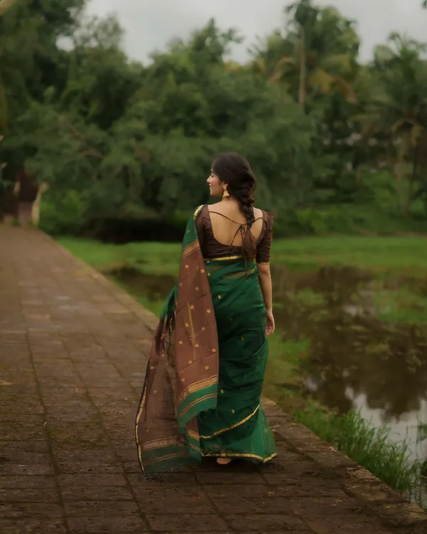 Maheswari_Silk_Cotton_Saree_-_Green