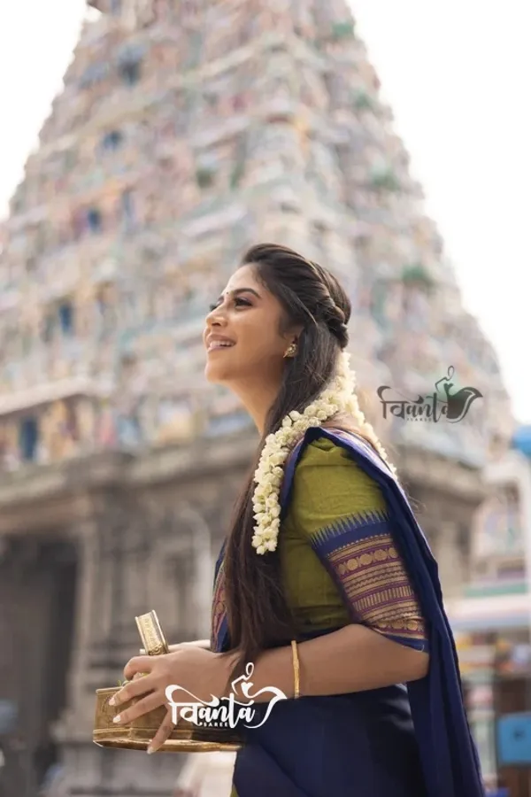 Kanjivaram_Silk_Zari_Half_Saree_Lehenga_With_Blouse_Along_With_Banarsi_Silk_Dupatta