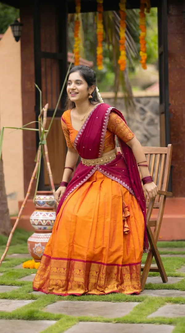 Kanjivaram_Silk_Zari_Half_Saree_stitched-Lehenga_With_Blouse_Along_With_Banarsi_Silk