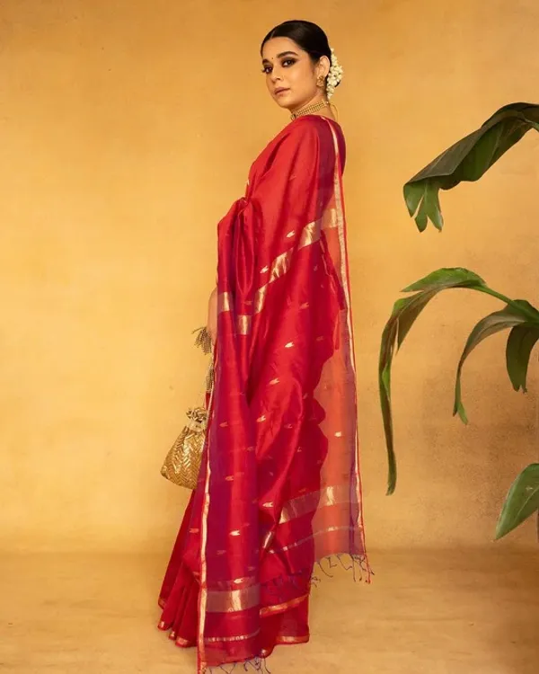 Maheswari_Silk_Cotton_Saree_-_Red