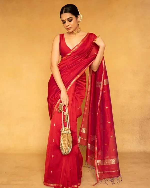 Maheswari_Silk_Cotton_Saree_-_Red