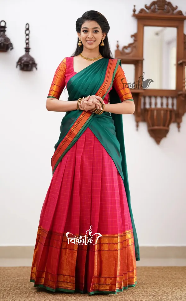 Shade_of_Gajri_and_Green_tone_Cotton_Halfsaree