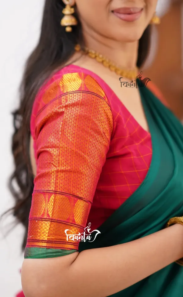 Shade_of_Gajri_and_Green_tone_Cotton_Halfsaree