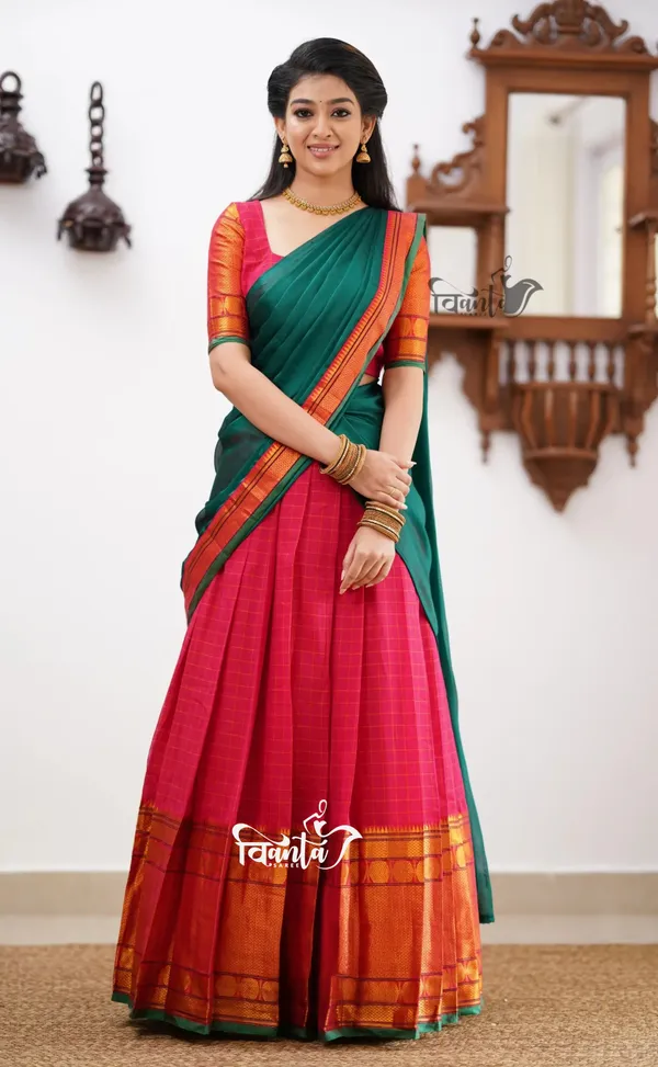 Shade_of_Gajri_and_Green_tone_Cotton_Halfsaree