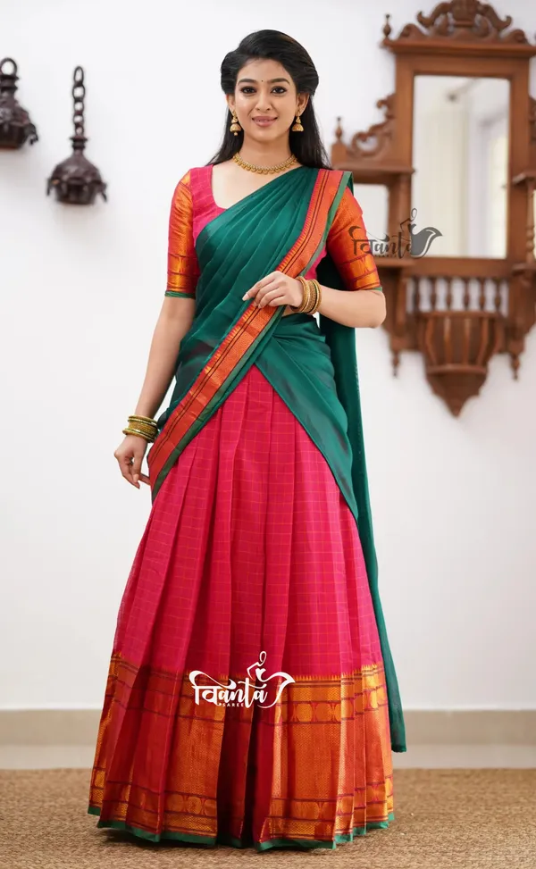 Shade_of_Gajri_and_Green_tone_Cotton_Halfsaree