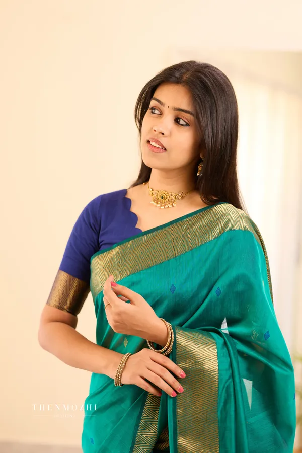 Maheswari_Silk_Cotton_Saree_-_Pine_Green