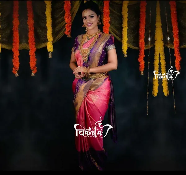 Pink_Woven_Kanjivaram_Banarasi_Jacquard_Sari