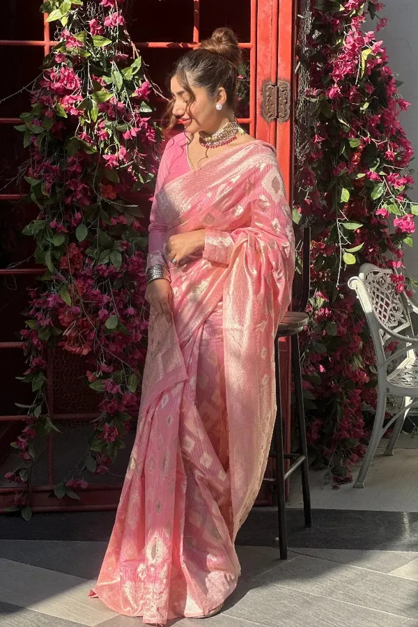 Premium_Banarasi_Silk_Chanderi_Saree