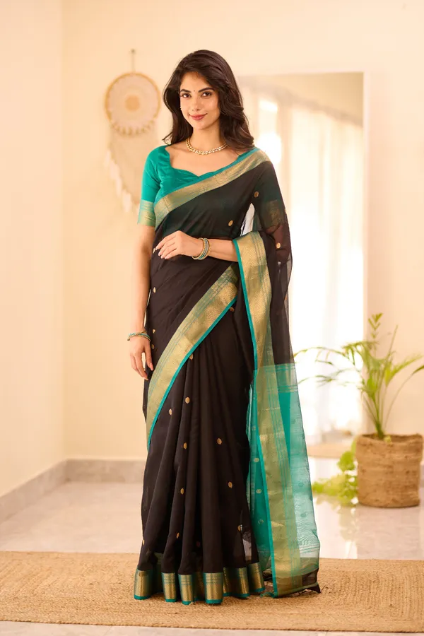 Black_and_Turquoise_Maheshwari_Silk_Cotton_Handloom_Saree