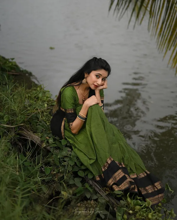 Kanjivaram_Silk_Zari_Half_Saree_Lehenga_With_Blouse_Along_With_Banarsi_Silk_Dupatta