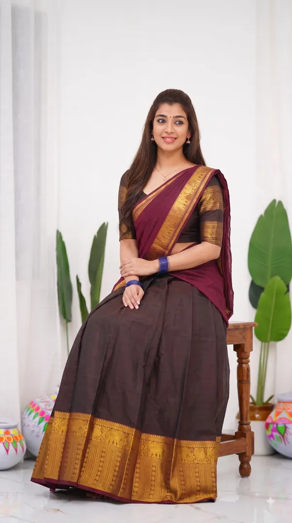 Traditional_Chocolate_Brown_Half_Saree_with_Maroon_Dhavani