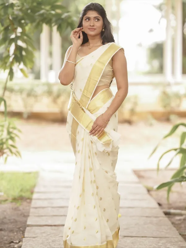 Pearl_White_Maheshwari_Silk_Cotton_Saree