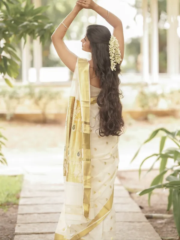 Pearl_White_Maheshwari_Silk_Cotton_Saree