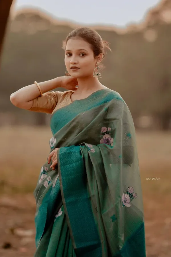 Premium_Banarasi_Silk_Chanderi_Saree