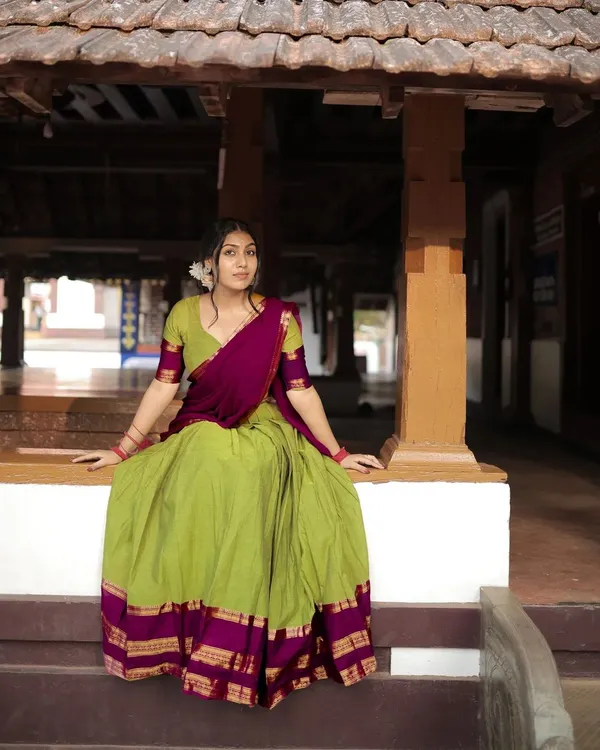 Kanjivaram_Silk_Zari_Half_Saree_Lehenga_With_Blouse_Along_With_Banarsi_Silk_Dupatta