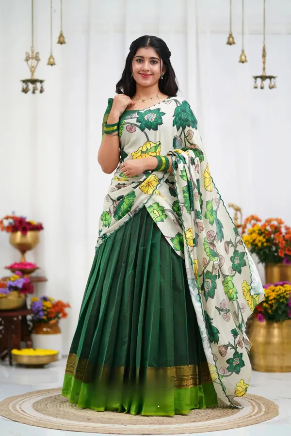 Padmaja_Cotton_Half_Saree_-_Dark_Green_and_Leaf_Green