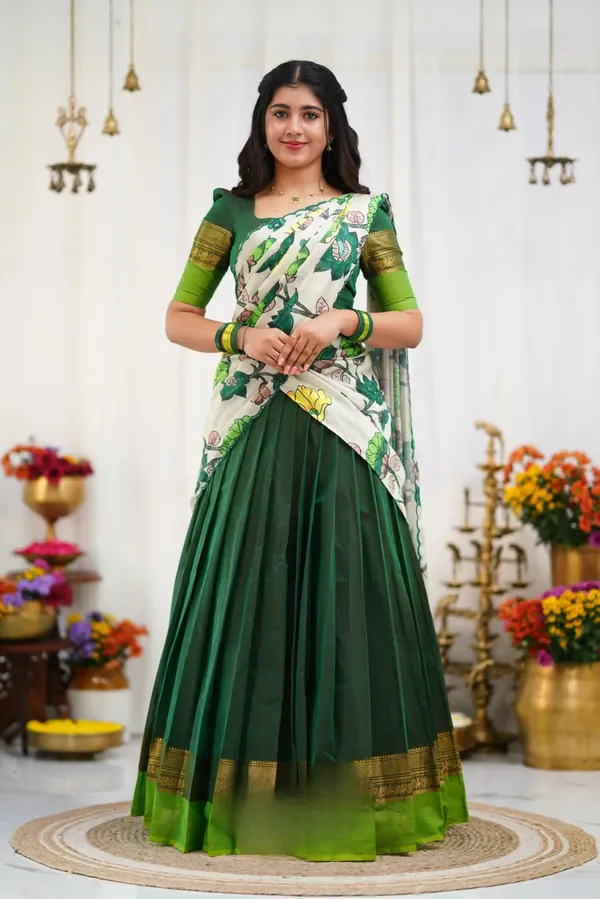 Padmaja_Cotton_Half_Saree_-_Dark_Green_and_Leaf_Green