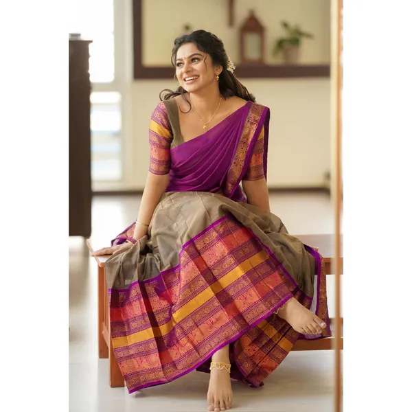 Kanjivaram_Silk_Zari_Half_Saree_Lehenga_With_Blouse_Along_With_Banarsi_Silk_Dupatta