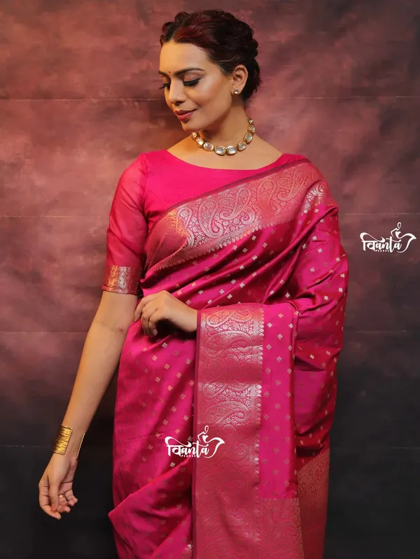 Woven_Kanjivaram_,_Banarasi_Jacquard_Saree