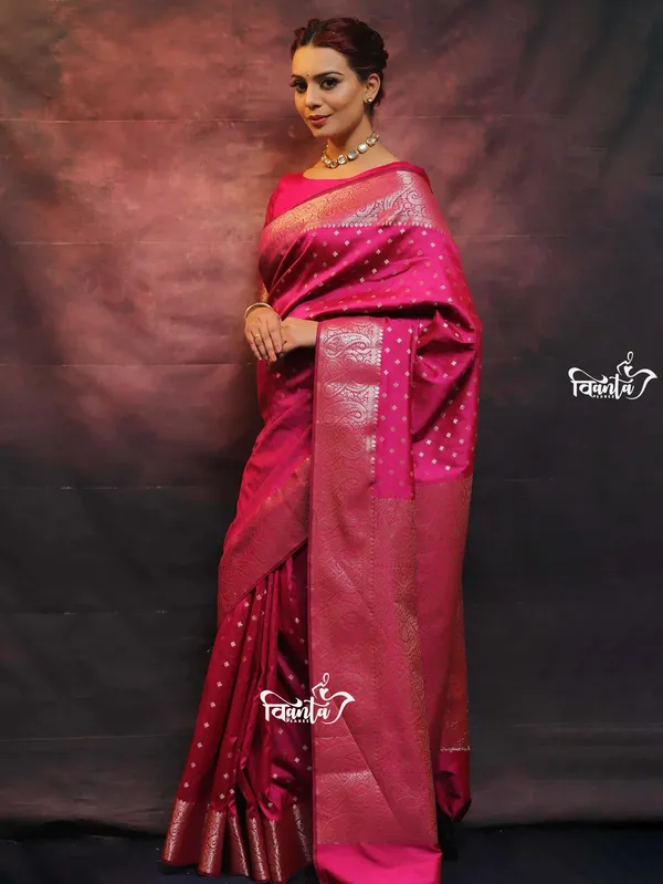 Woven_Kanjivaram_,_Banarasi_Jacquard_Saree