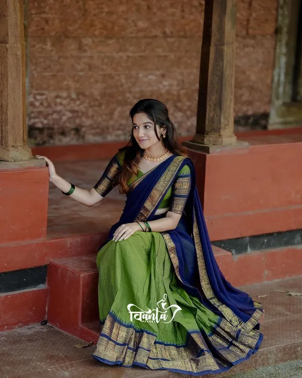 Kanjivaram_Silk_Zari_Half_Saree_Lehenga_With_Blouse_Along_With_Banarsi_Silk_Dupatta