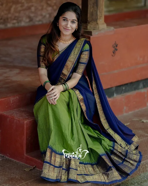 Kanjivaram_Silk_Zari_Half_Saree_Lehenga_With_Blouse_Along_With_Banarsi_Silk_Dupatta
