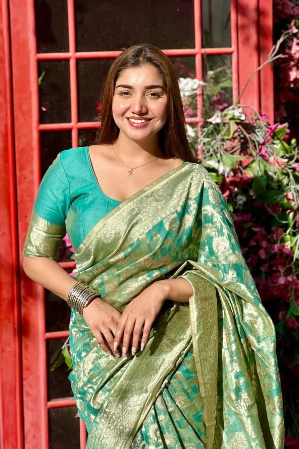 Premium_Banarasi_Silk_Chanderi_Saree